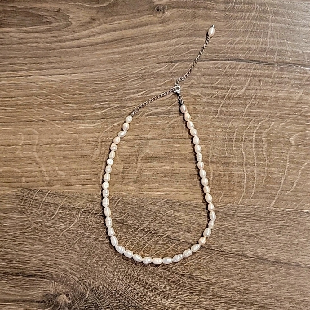 NEW Freshwater pearl necklace